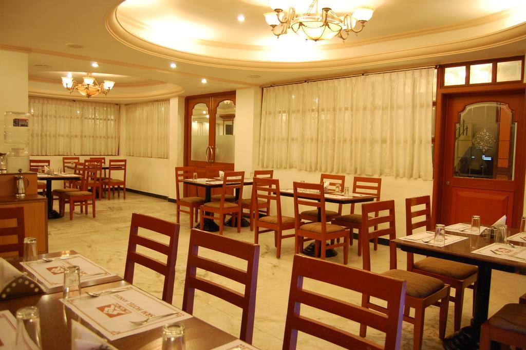 Hotel Orange Blossom Tiruchirappalli Extérieur photo