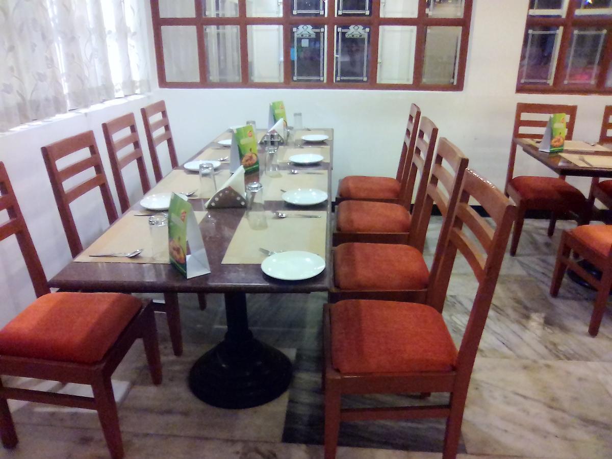 Hotel Orange Blossom Tiruchirappalli Extérieur photo