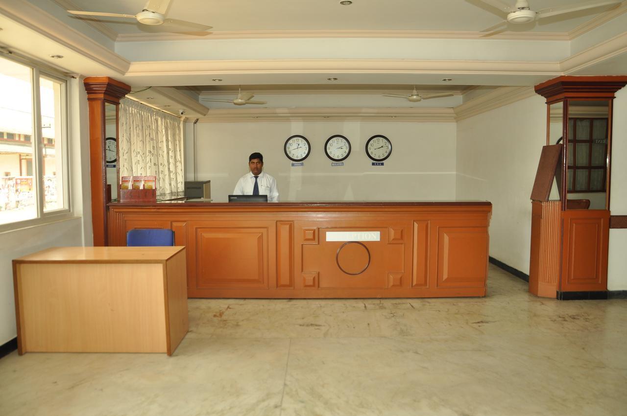 Hotel Orange Blossom Tiruchirappalli Extérieur photo