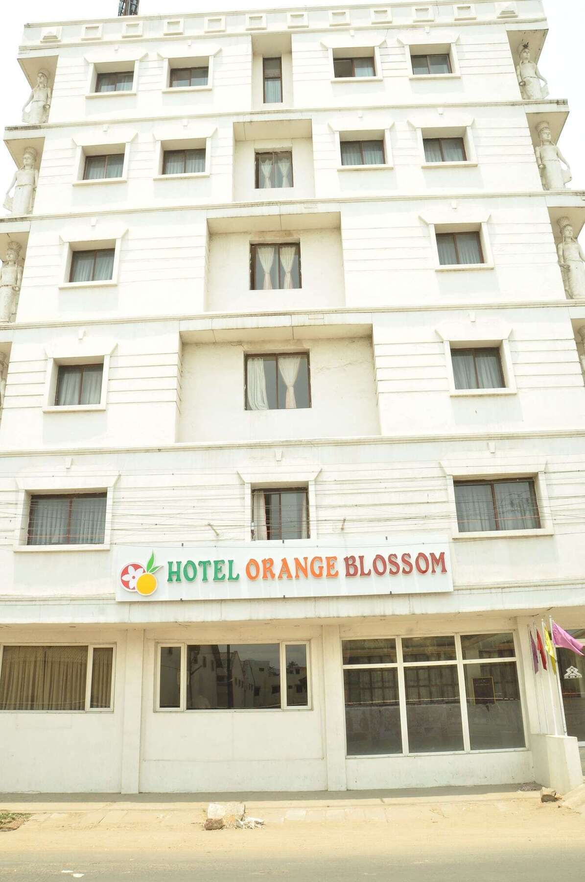 Hotel Orange Blossom Tiruchirappalli Extérieur photo